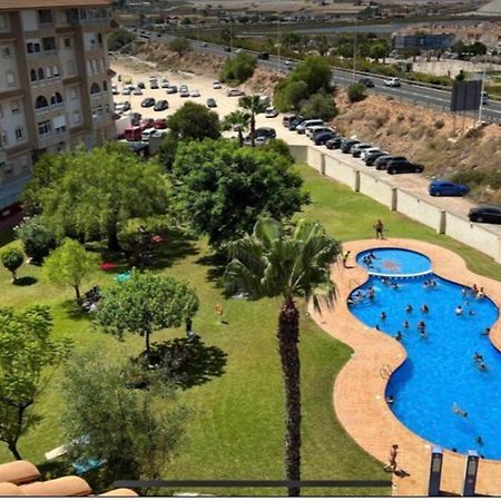 Casa Di Mateo With Garden View And Swimming Pool Daire Torrevieja Dış mekan fotoğraf